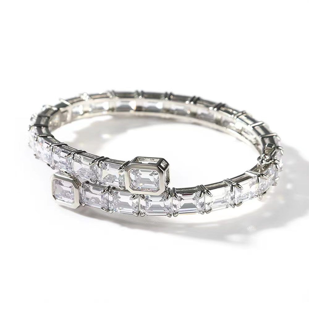 Deluxe Zircon Bangle